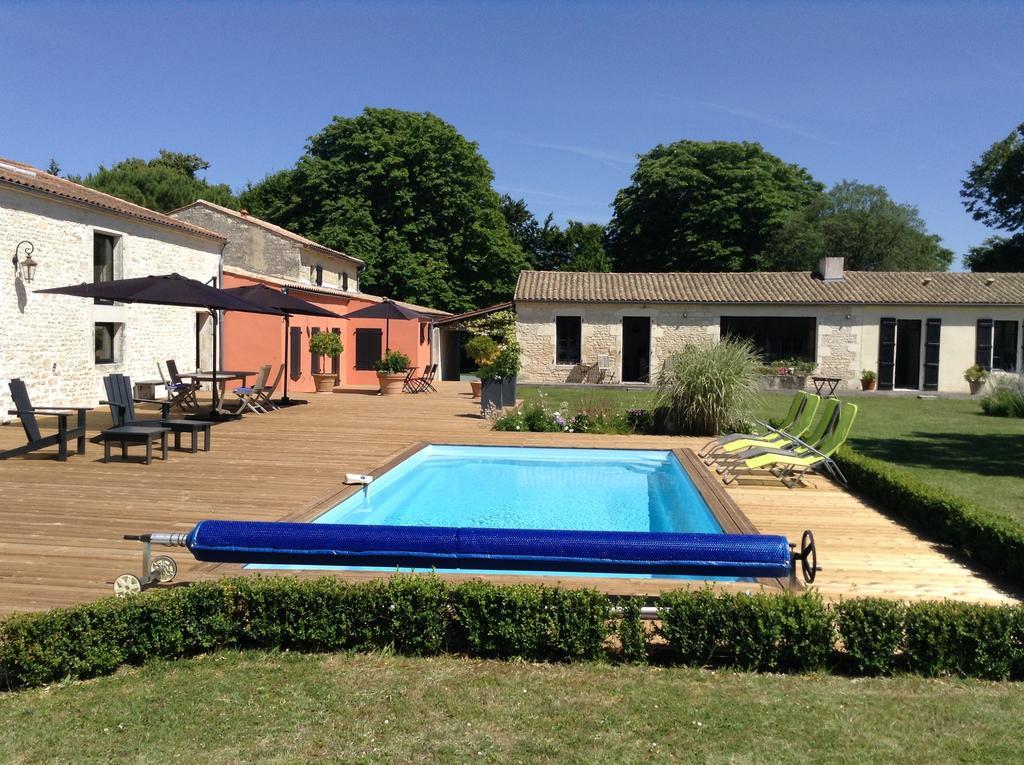 La Grange D'Aunis Bed & Breakfast Aigrefeuille-d'Aunis Exterior photo