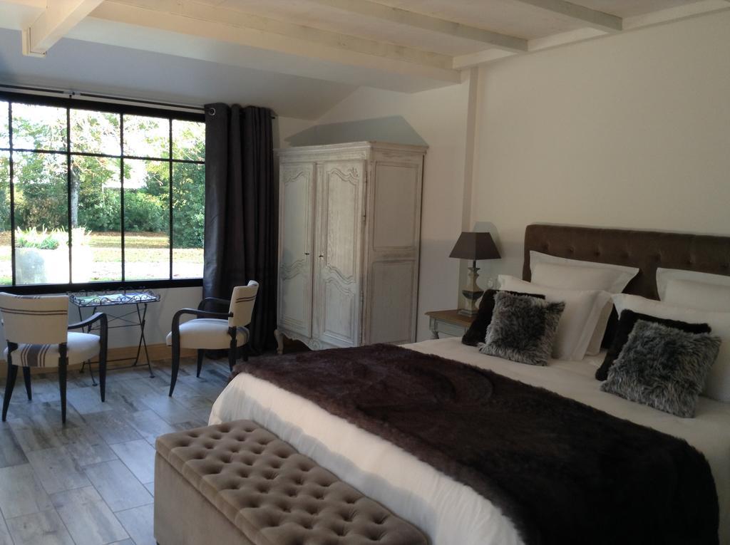 La Grange D'Aunis Bed & Breakfast Aigrefeuille-d'Aunis Room photo